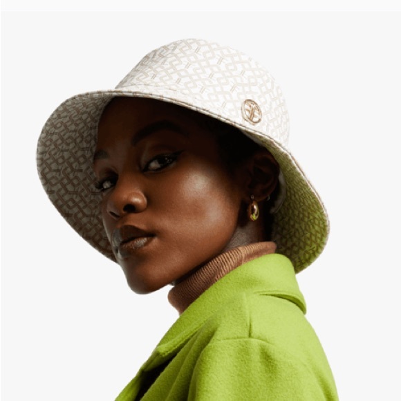 New Foschini logo bucket hat - Picture 3 of 5